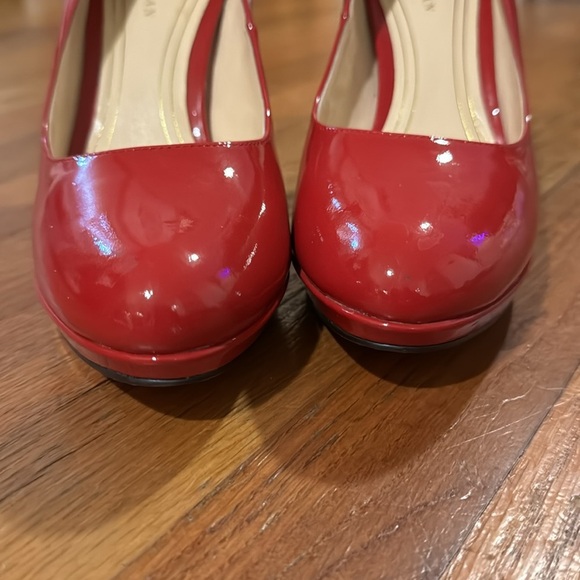 Cole Haan Chelsea high pumps, 3” heel, red patent leather, size 6.5 - Picture 8 of 10